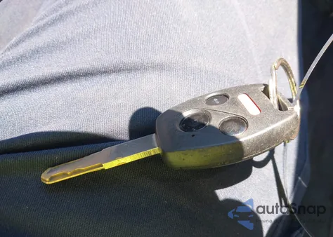 2004 Honda Accord 2.4 Ex from USA, damaged, VIN 1HGCM56654A100445